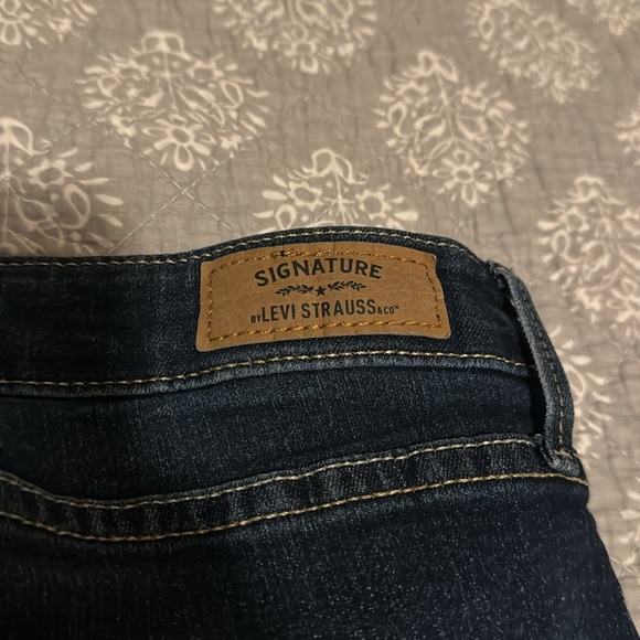 Levi’s Signature Modern Slim Jeans - Picture 5 of 5